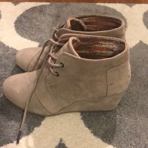 TOMS beige wedge bootie